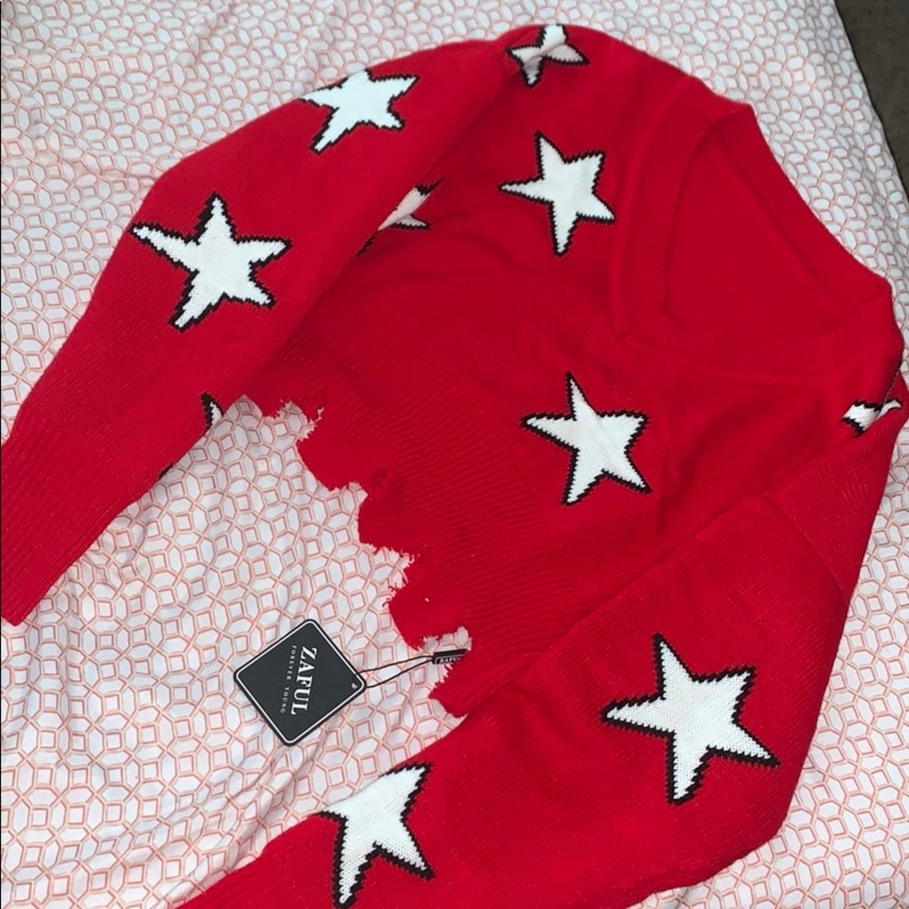 White stars crop sweater!!!!